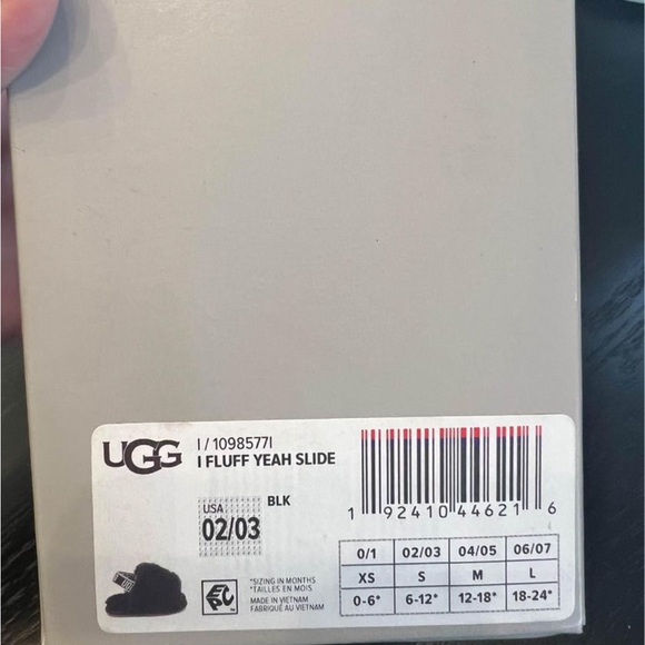 UGG infant Fluff Yeah Slides - Picture 4 of 4